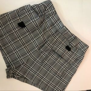 I AM GIA Plaid Harper Shorts size L